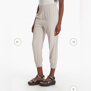Vuori Villa Jogger Pants - Medium